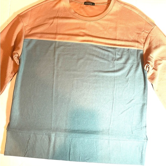 Ofeefan Pullover Color-block Sweater in Peach and Teal Size Large - Picture 4 of 12